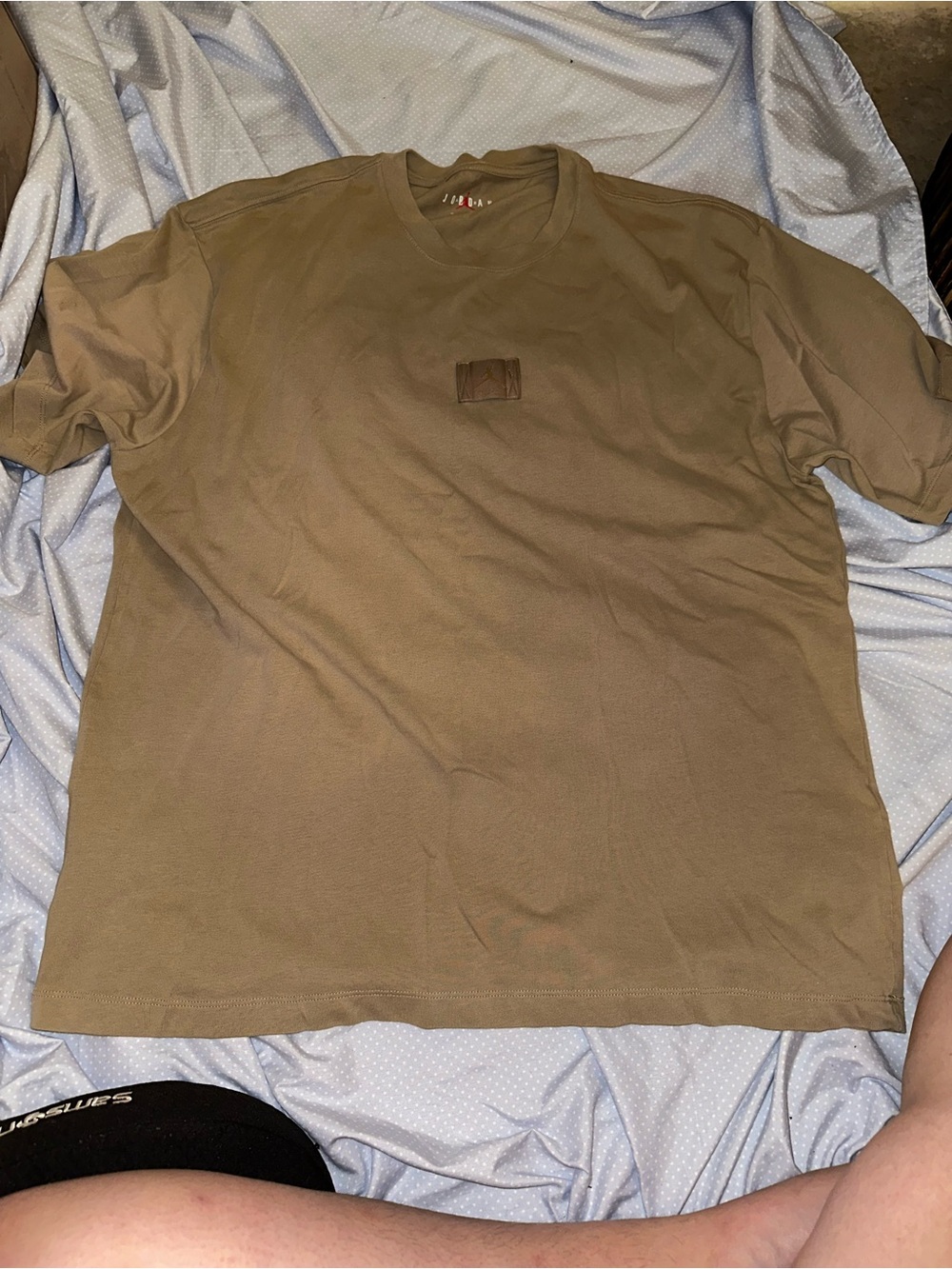 Jordan tan logo tshirt soft size XL